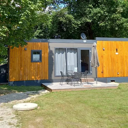 別荘 Tiny Haus Sunside Gardenlounge By Interhome *
